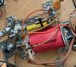 Flipper Capacitors